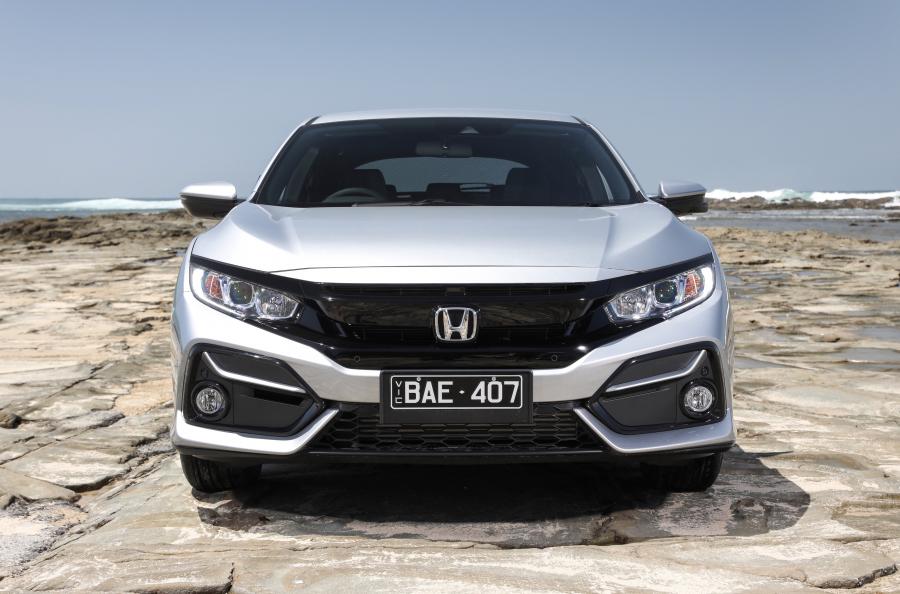  Honda Civic VTi-L Hatchback (FK) 2020 года  (AU) (фото 9 из 28)